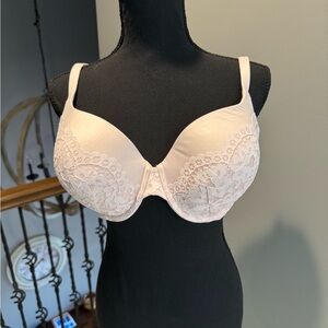 Victoria's Secret Blush Lace Bra